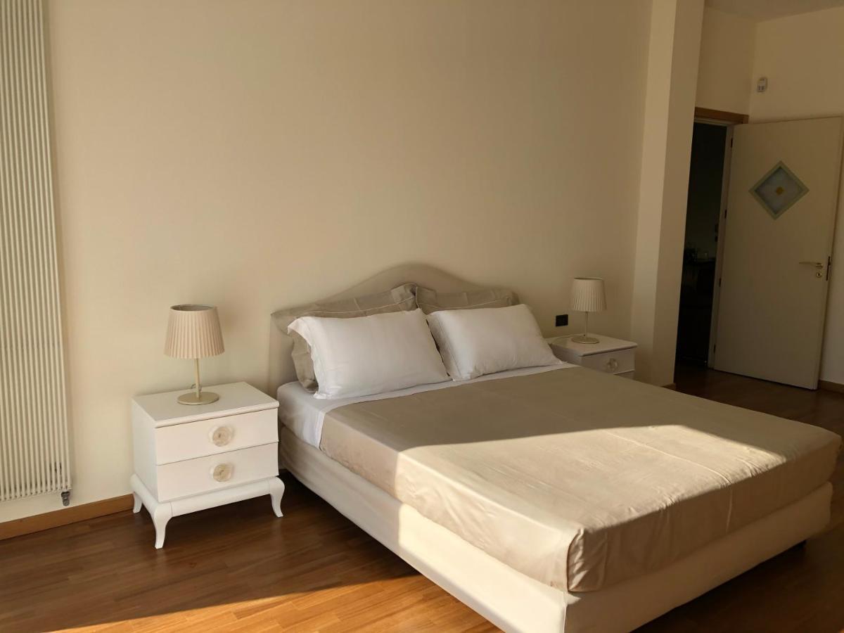 Lanna B&B Novoli Екстер'єр фото